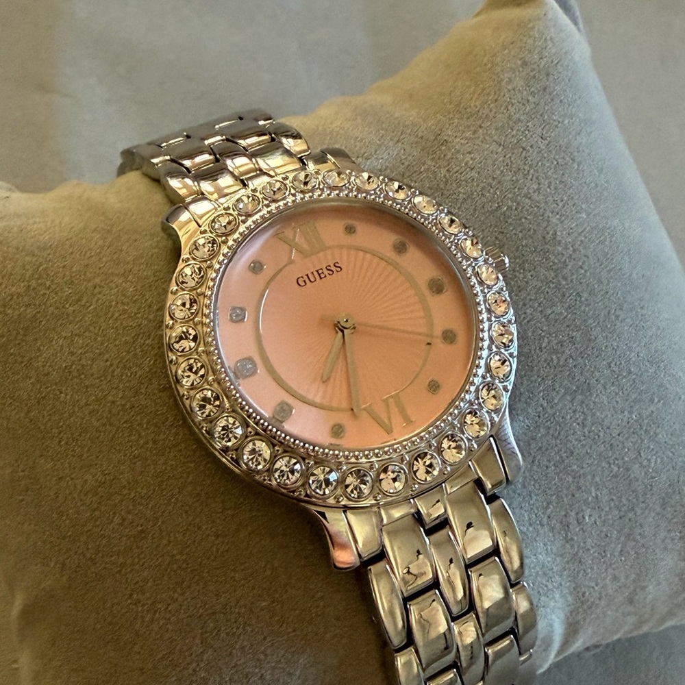 GUESS Silver Tone Bracelet Watch Pink Crystal Bezel Stainless Steel Women’s - Picture 9 of 11